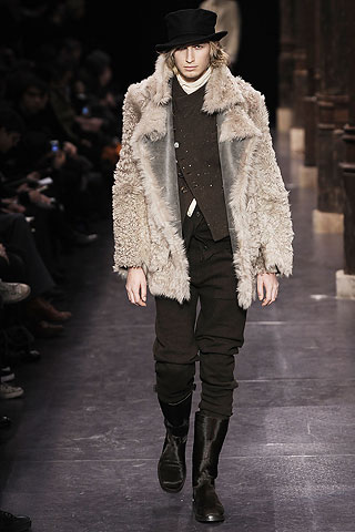 Ann Demeulemeester / - 2009-2010